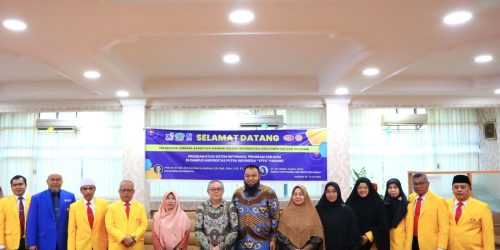 Kegiatan Akreditasi Program Studi Sistem Informasi di Universitas Putra Indonesia “YPTK” Padang