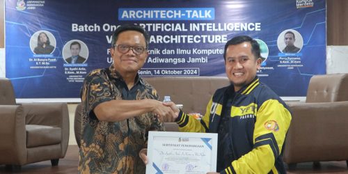 Menggabungkan Kecerdasan Buatan dan Desain: Dosen UPI YPTK Kupas Tuntas AI dalam Arsitektur di Seminar Universitas Adiwangsa Jambi